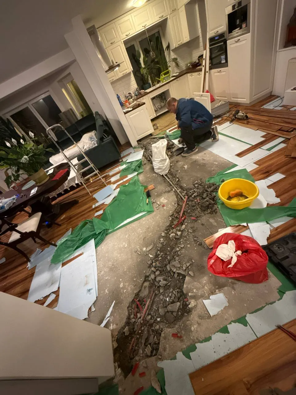 Duża przeróbka instalacji w posadzce - Stępin | HYDROUNO